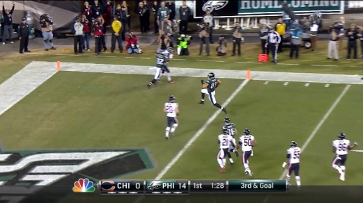 Brent Celek high steps into the end zone