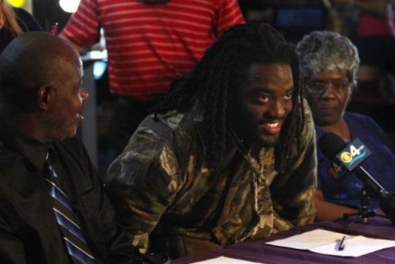 Alex Collins eventually signed with Arkansas