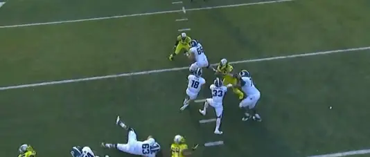 Armstead sheds the block and is within reach of the quarterback.