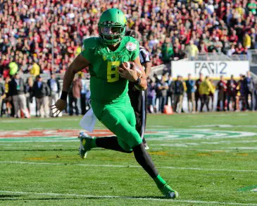 Mariota led the Ducks to 0 of 0 third down conversions in the third quarter.