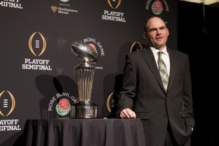 Oregon coach Mark Helfrich continues to perfect the Oregon football program.