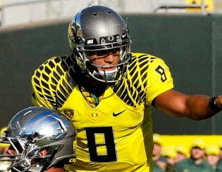While we all love Mariota, he may not be the best player in Oregon history,