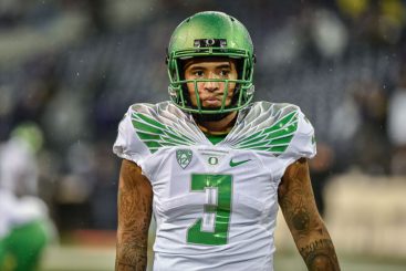 Oregon's offense improved with the return on Vernon Adams.