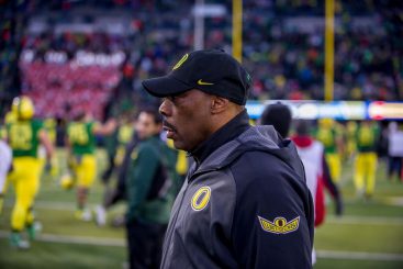 Defensive coordinator Don Pellum shows frustration with Ducks second half performance against Beavers.