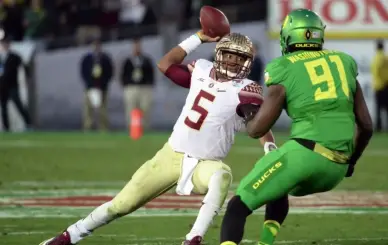 Jameis Winston gifts yet another turnover to the Ducks, one Tony Washington promptly turned into six points.