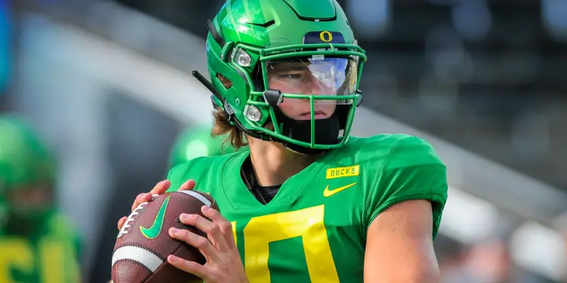 does-oregon-have-a-quarterback-problem-fishduck