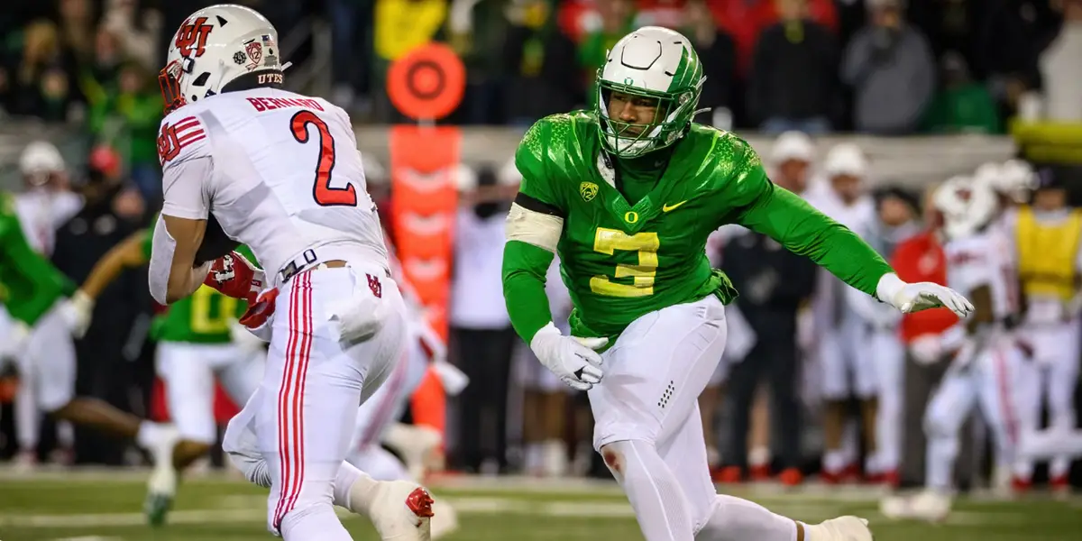 Oregon Ducks Football - FishDuck.com in Eugene, OR - Oregon Ducks