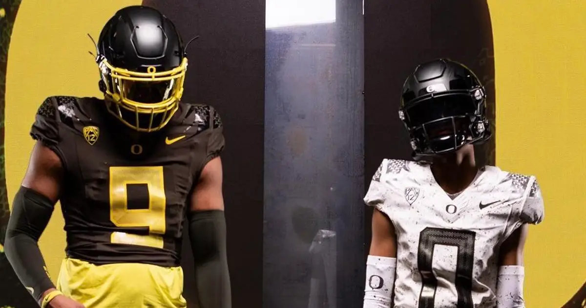 Oregon Ducks Football - FishDuck.com in Eugene, OR