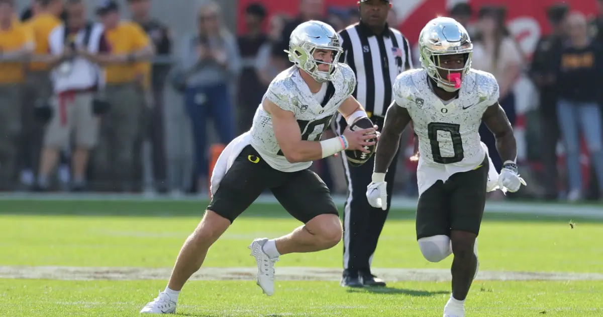 Oregon Ducks Football - FishDuck.com in Eugene, OR