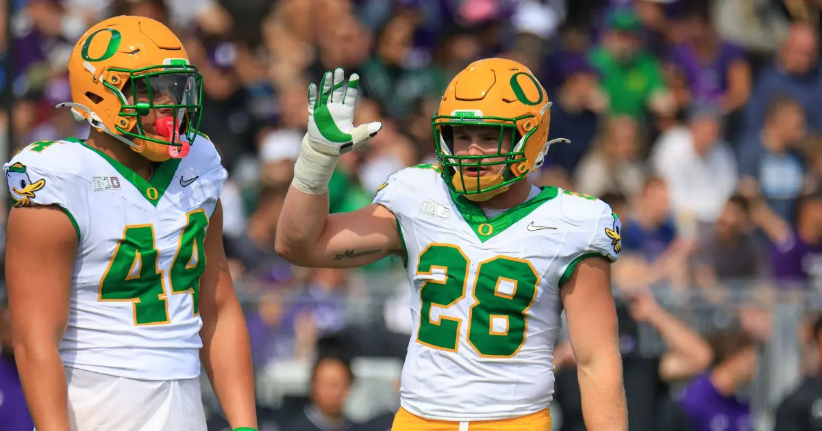 Oregon Football - Bryce Boettcher - Oregon Football vs Northwestern - FishDuck.com in Eugene, OR