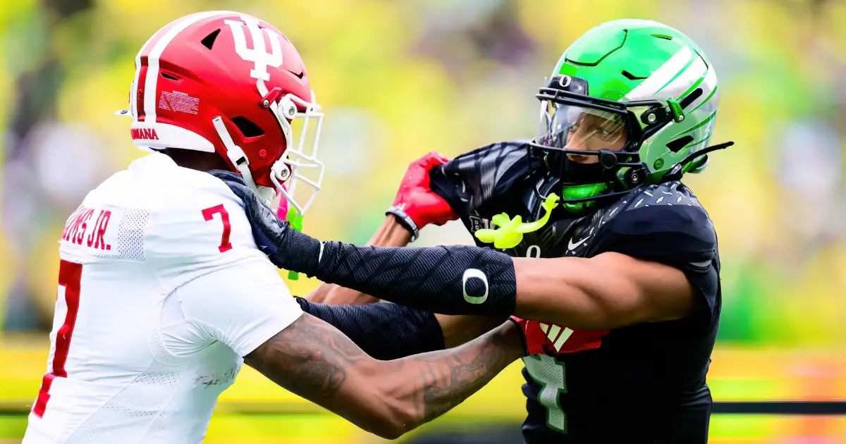 Oregon Football - Eric Becker - FishDuck in Eugene, OR