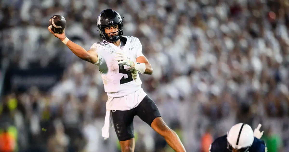 Oregon Football - FishDuck.com in eugene, OR - Dante Moore vs Penn State